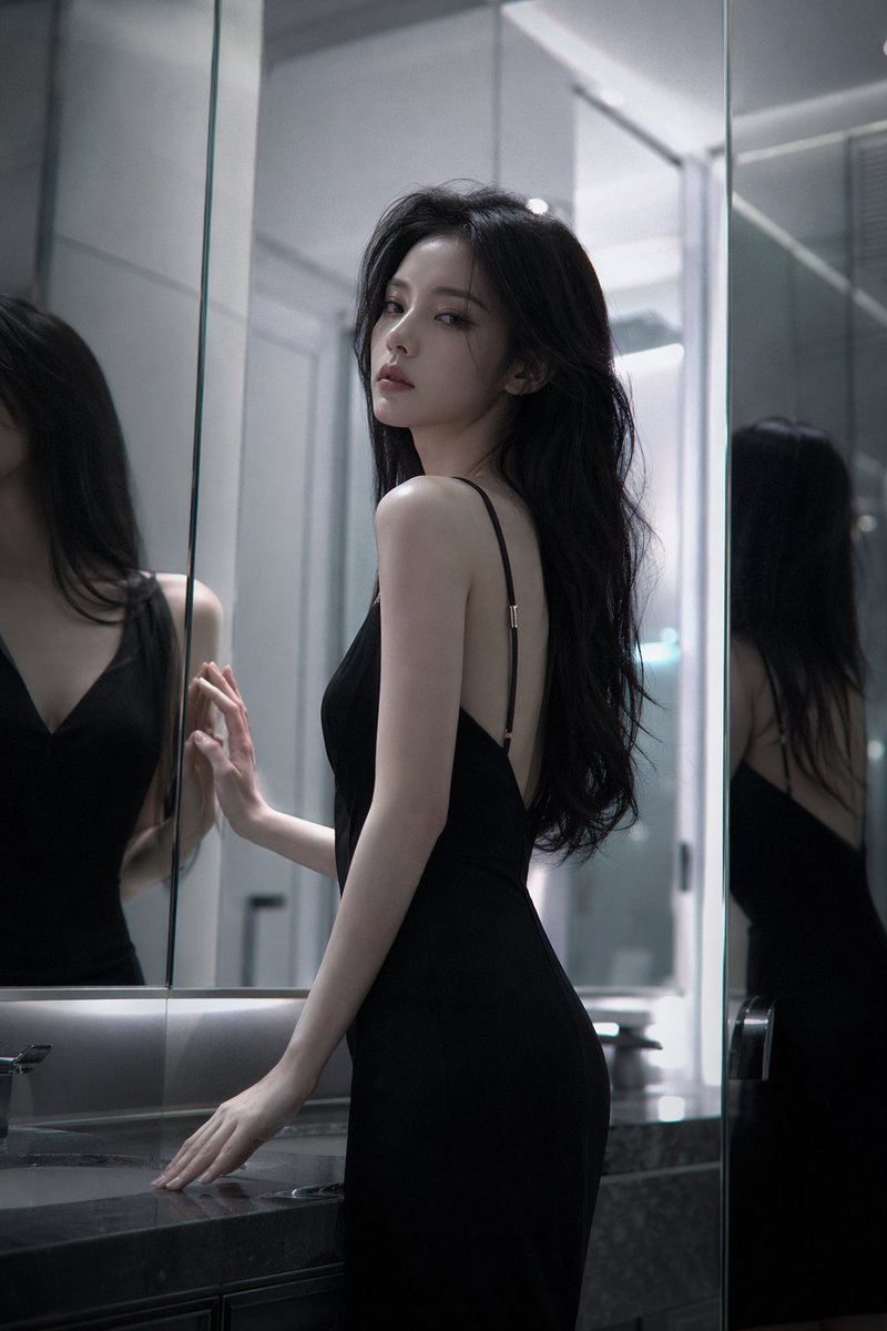 Female film cold tone indoor atmosphere