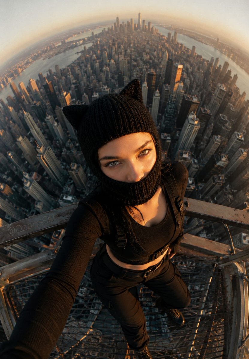 Cat film realistic city warm
