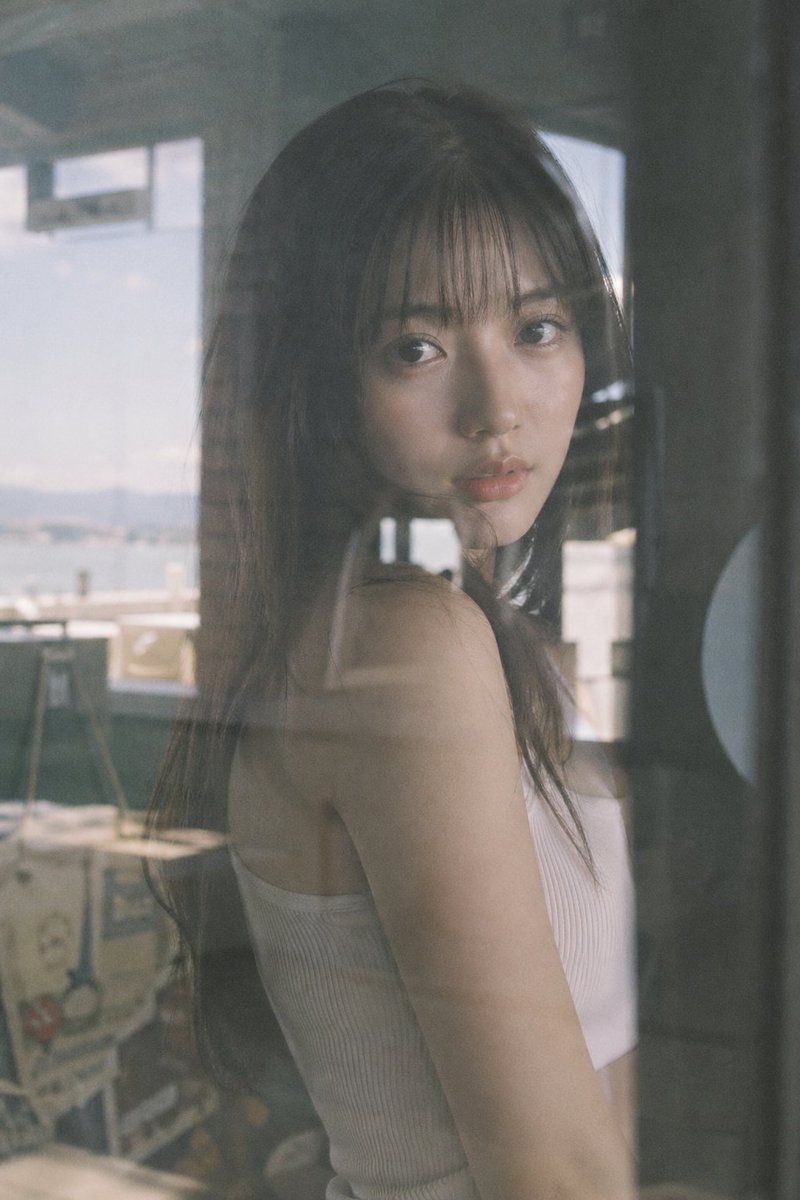 Japanese idol mirror aesthetic.
