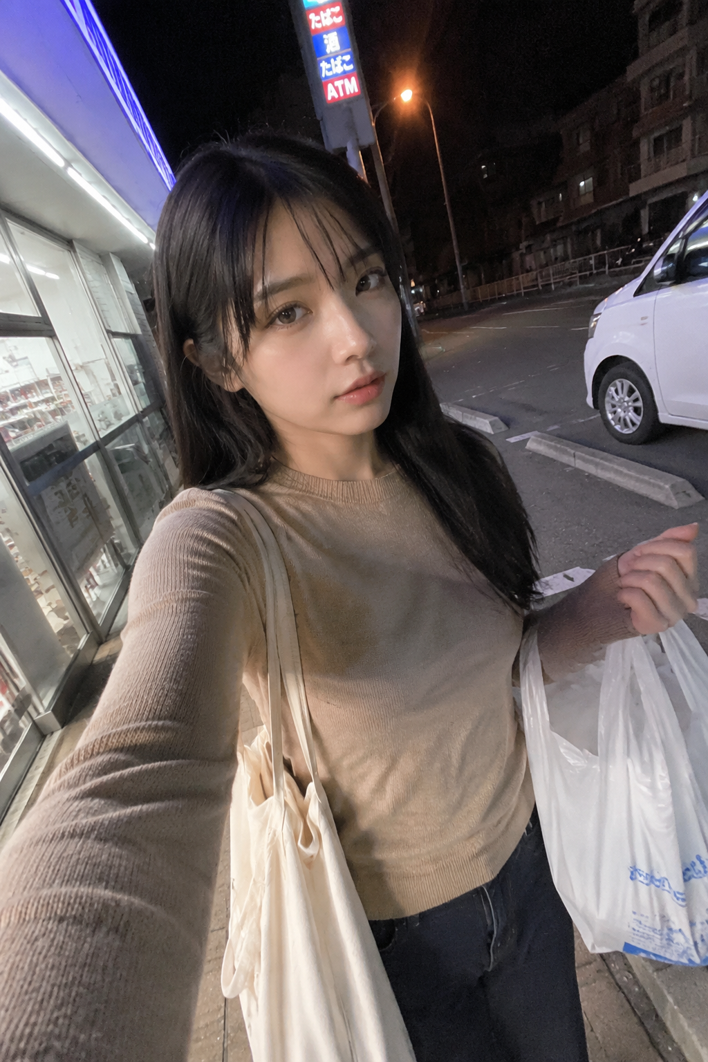 Real SNS photo, adult newhalf beauty, late-night convenience…