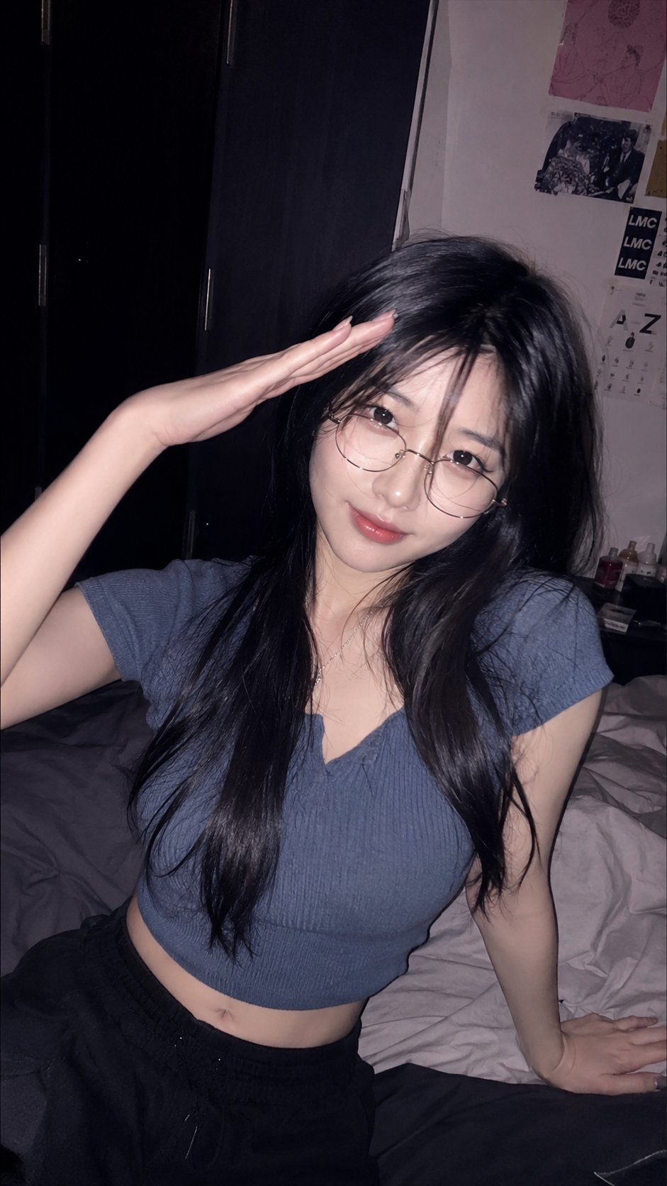 Bedroom intimate-feel Korean idol boyfriend-POV portrait